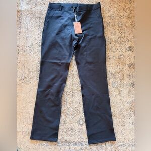 Quince Women’s Black Stretch Work Pants Slim Straight Leg Size Large NWT